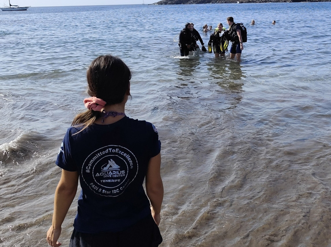 Aquarius Dive Center-阿罗纳必去景点