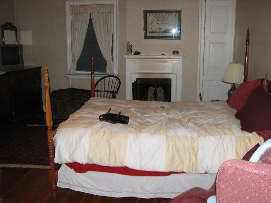 Glades Pike Inn主图