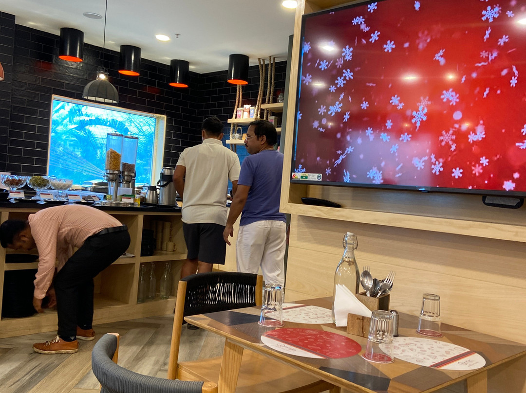 姜阿加尔塔拉旅馆主图