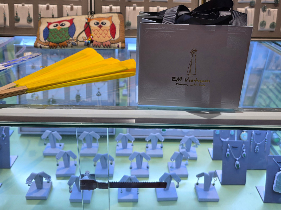 EM Vietnam Jewelry-会安必去景点