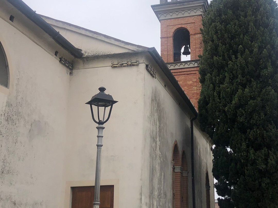 Chiesa dei Santi Valentino e Rocco-Zoppola必去景点