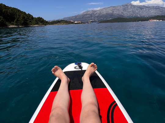 Fishing Boat Together-科尔丘拉镇必去景点