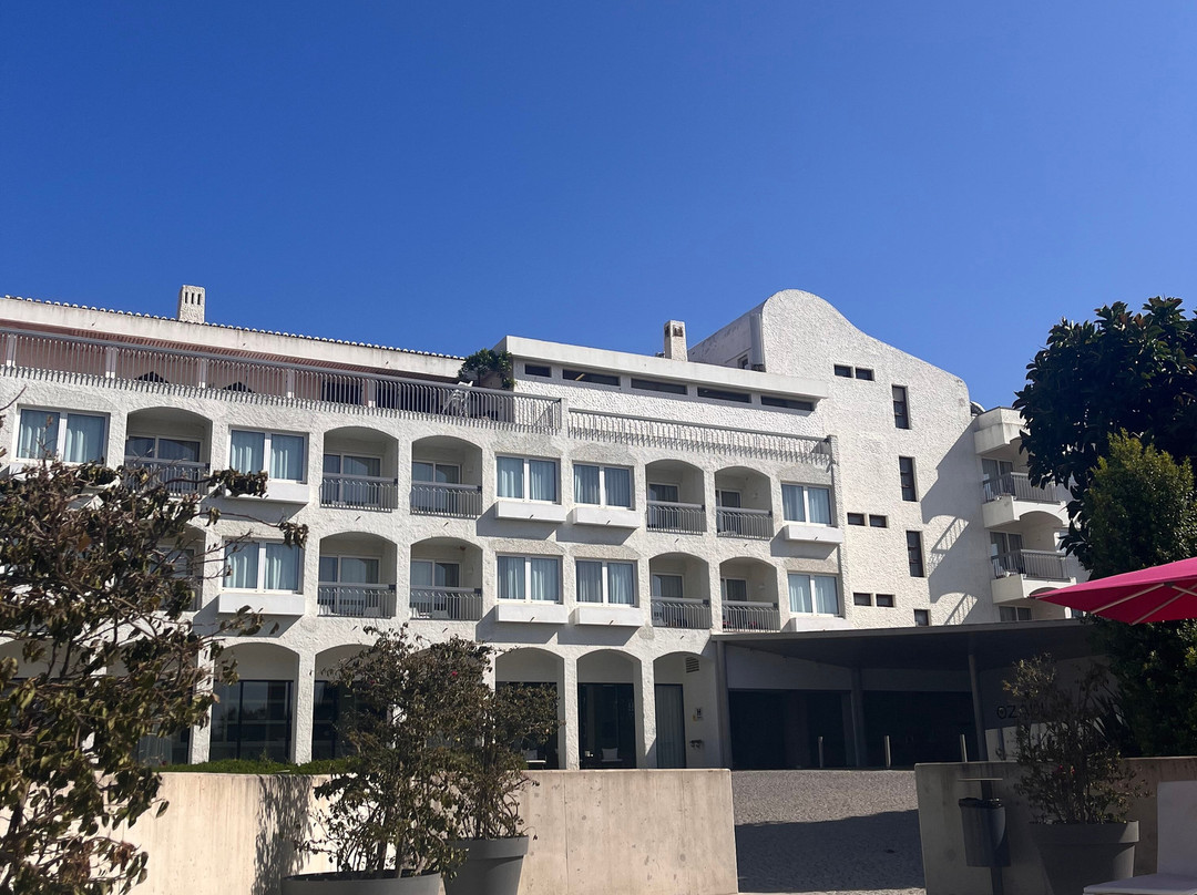 欧洲塔维拉酒店主图