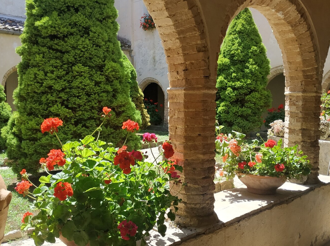 Convento Santa Maria de La Foresta-列蒂必去景点