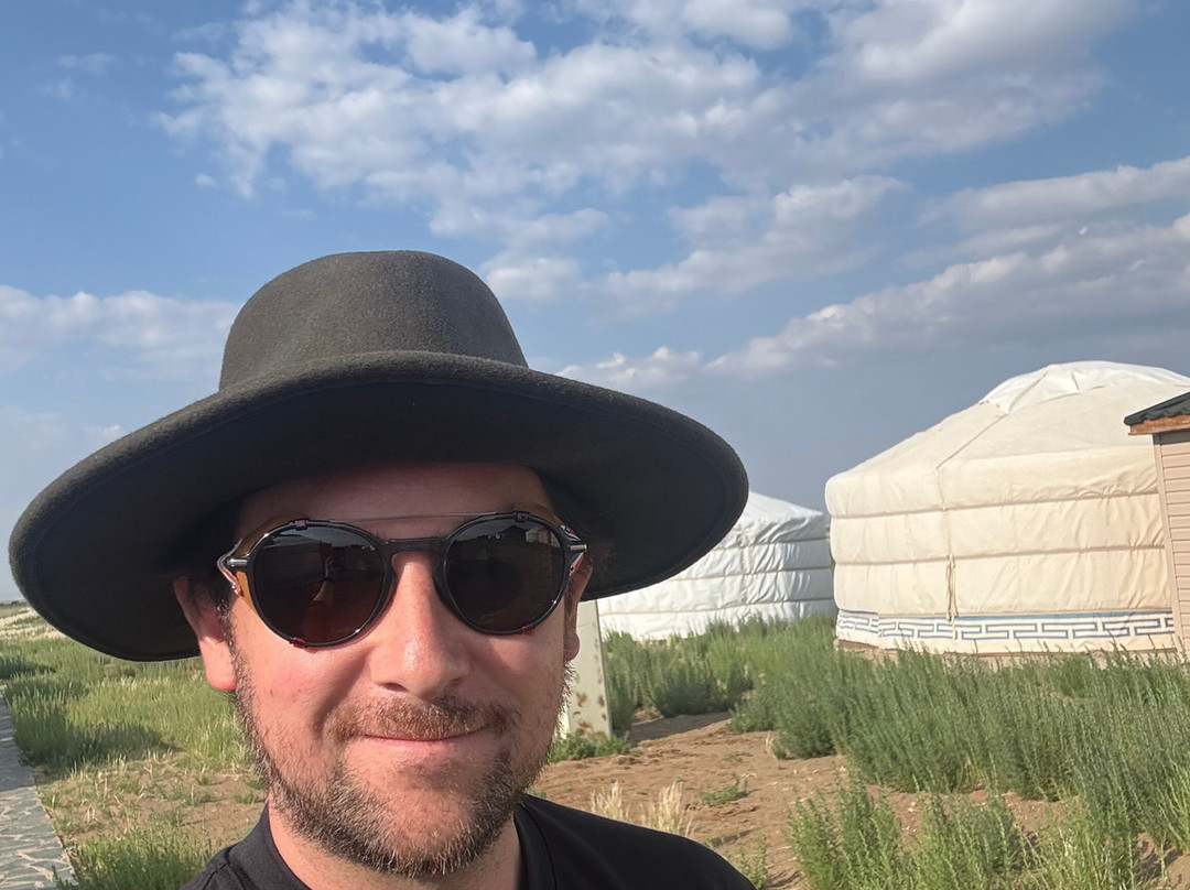 梦想戈壁屋主图