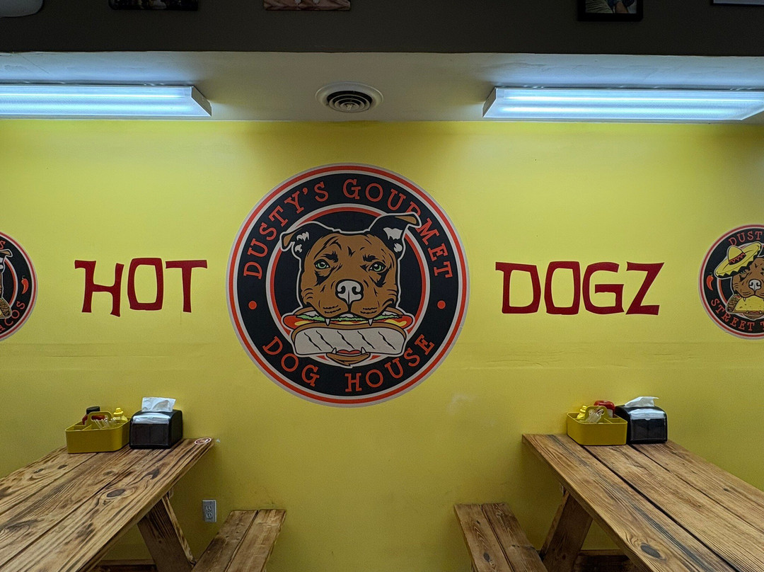 Dusty's Dogz