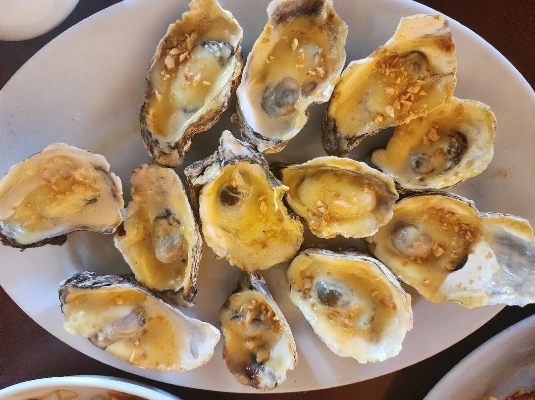 Tatoy’s Manokan & Seafood