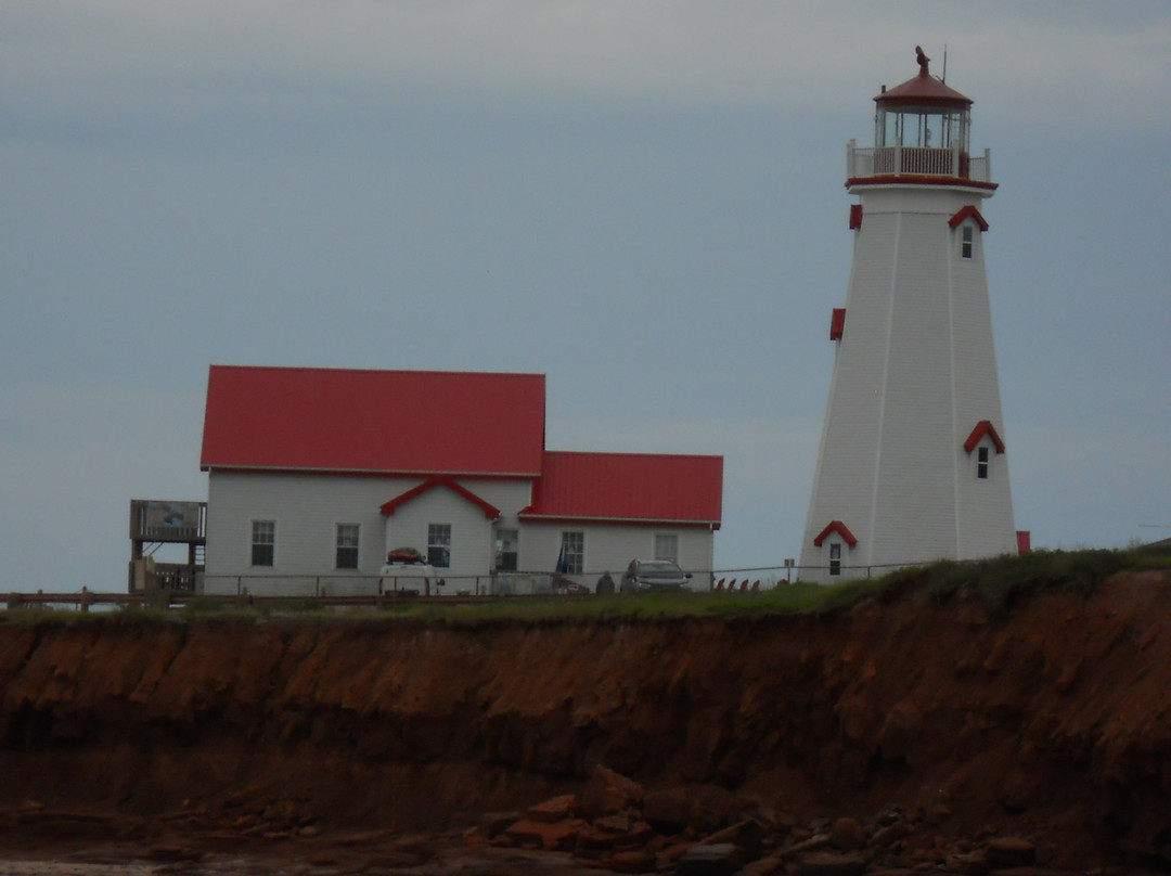 MacNeill's Deep Sea Fishing-Souris必去景点