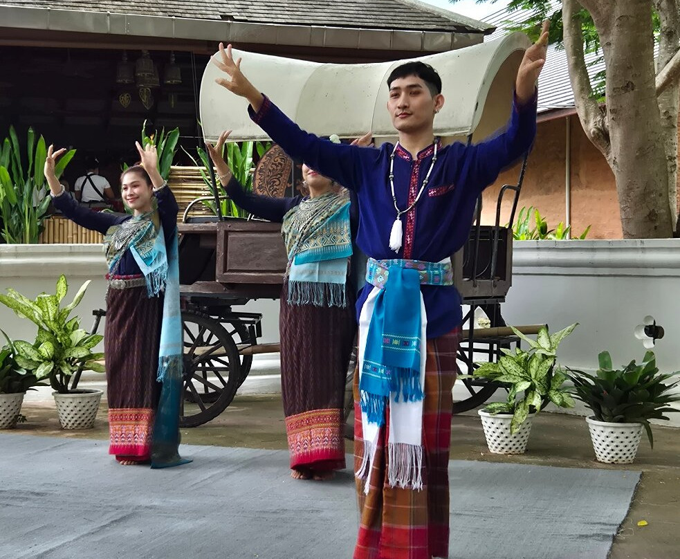 Thaithani Cultural & Elephant Village Pattaya-Bang Sare必去景点