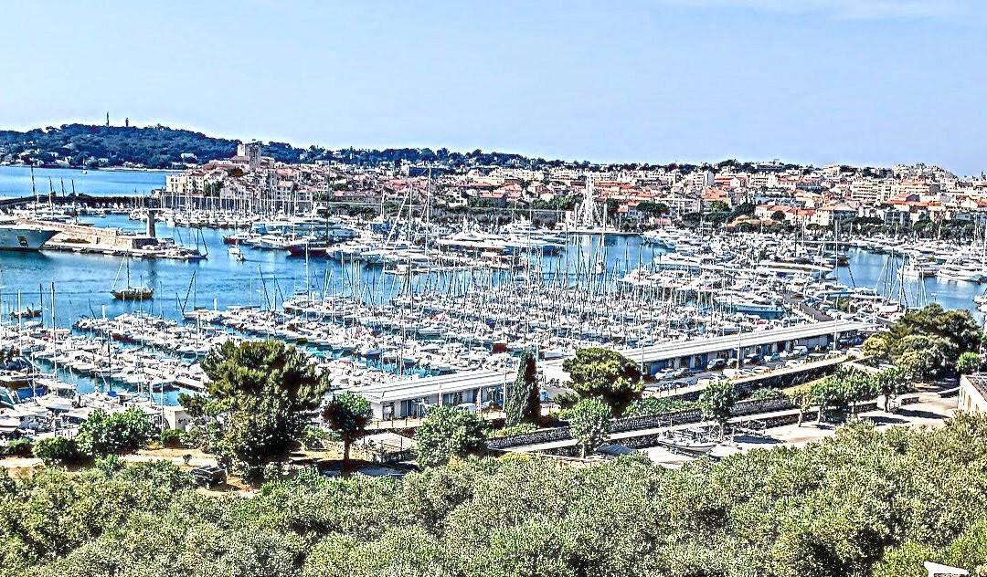 Port Vauban-安提贝必去景点