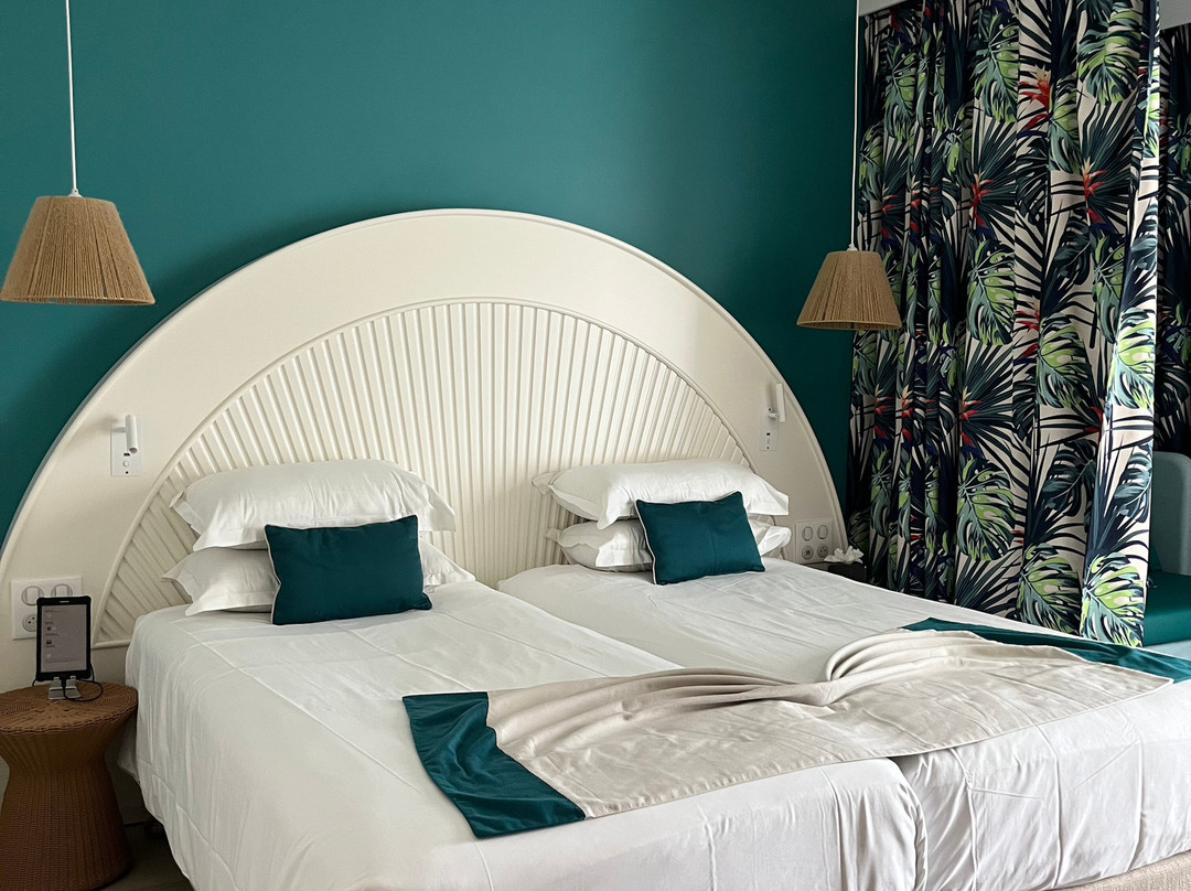 卡拉威岛地中海度假村主图