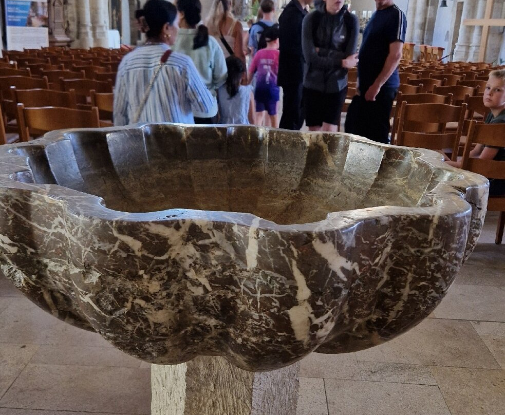 Saint Michel's Church-卢森堡城必去景点