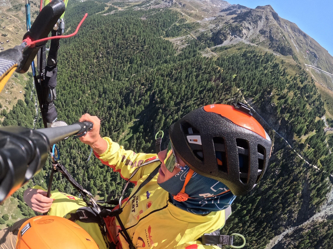 Flybypara-策马特必去景点