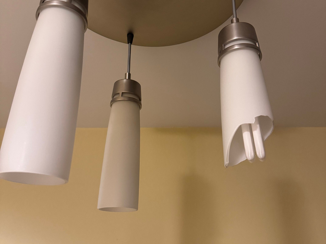 Embassy Suites by Hilton Minneapolis North主图