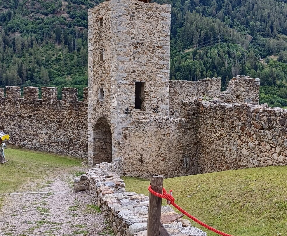 Castello di San Michele-Ossana必去景点