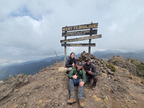Snow Africa Adventures-阿鲁沙必去景点