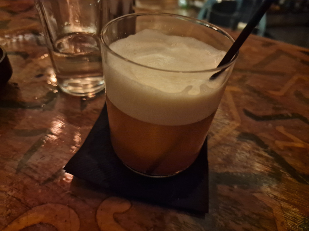 Sinagogi open air bar-干尼亚必去景点