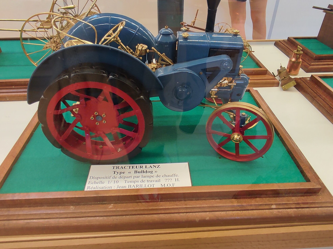 Musée Des Machines A Nourrir Et Courir Le Monde-Clairvaux-les-Lacs必去景点