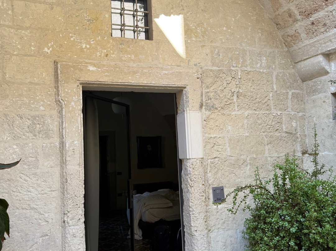 Ricci Rooms & Design主图