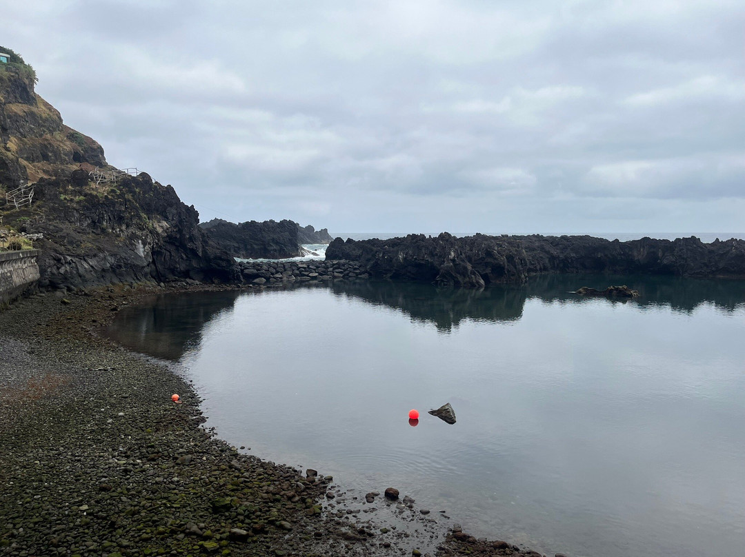Praia do Porto do Seixal-Seixal必去景点
