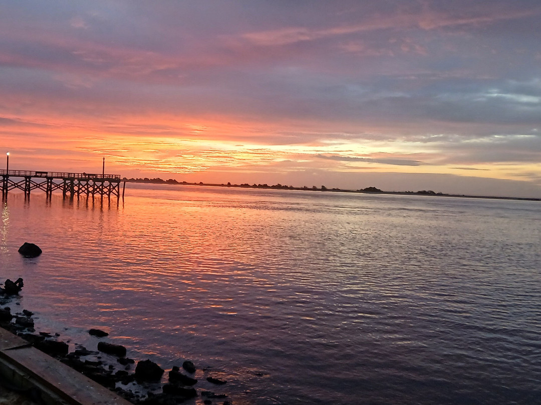 Riverside Motel主图