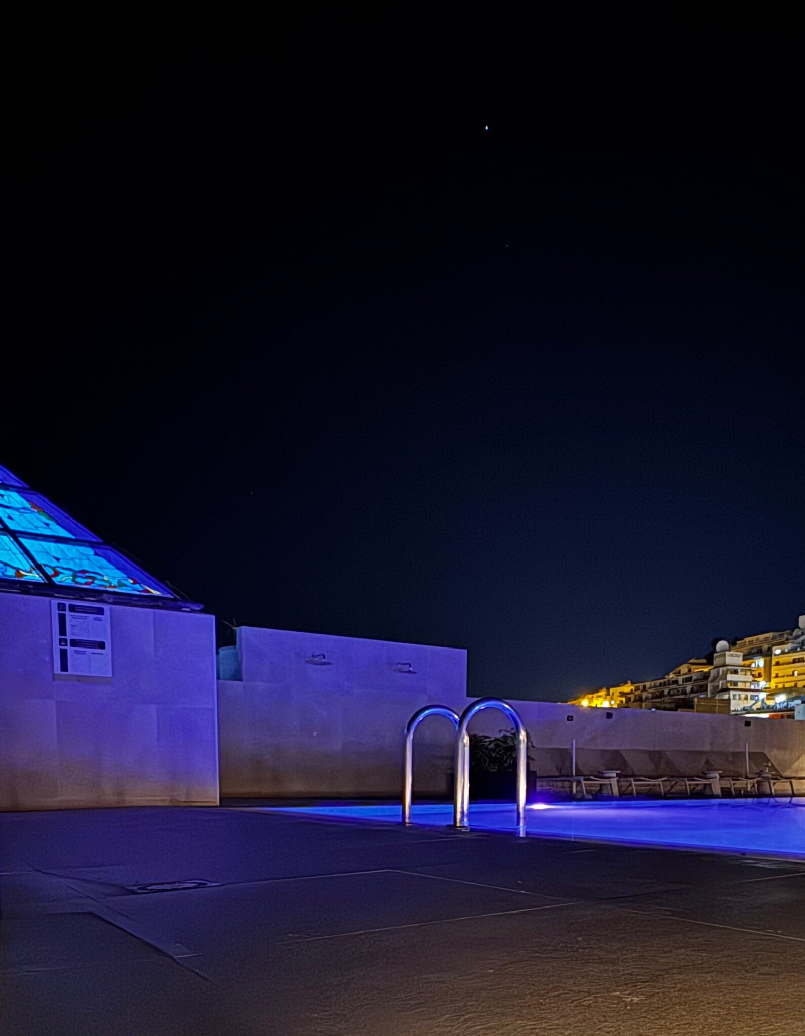 LABRANDA Reveron Plaza-官方