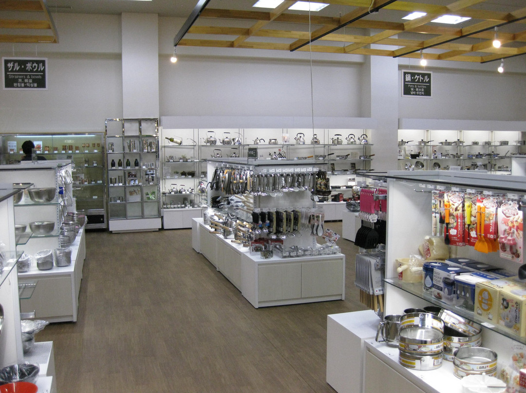 Michi-no-Eki Tsubame 3jo Jibasan Center-三条市必去景点