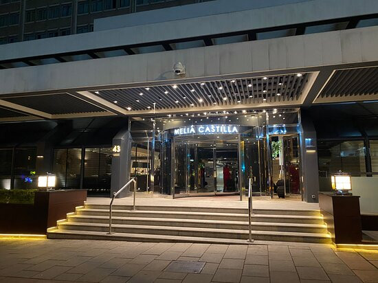 梅里亚卡斯蒂利亚酒店主图