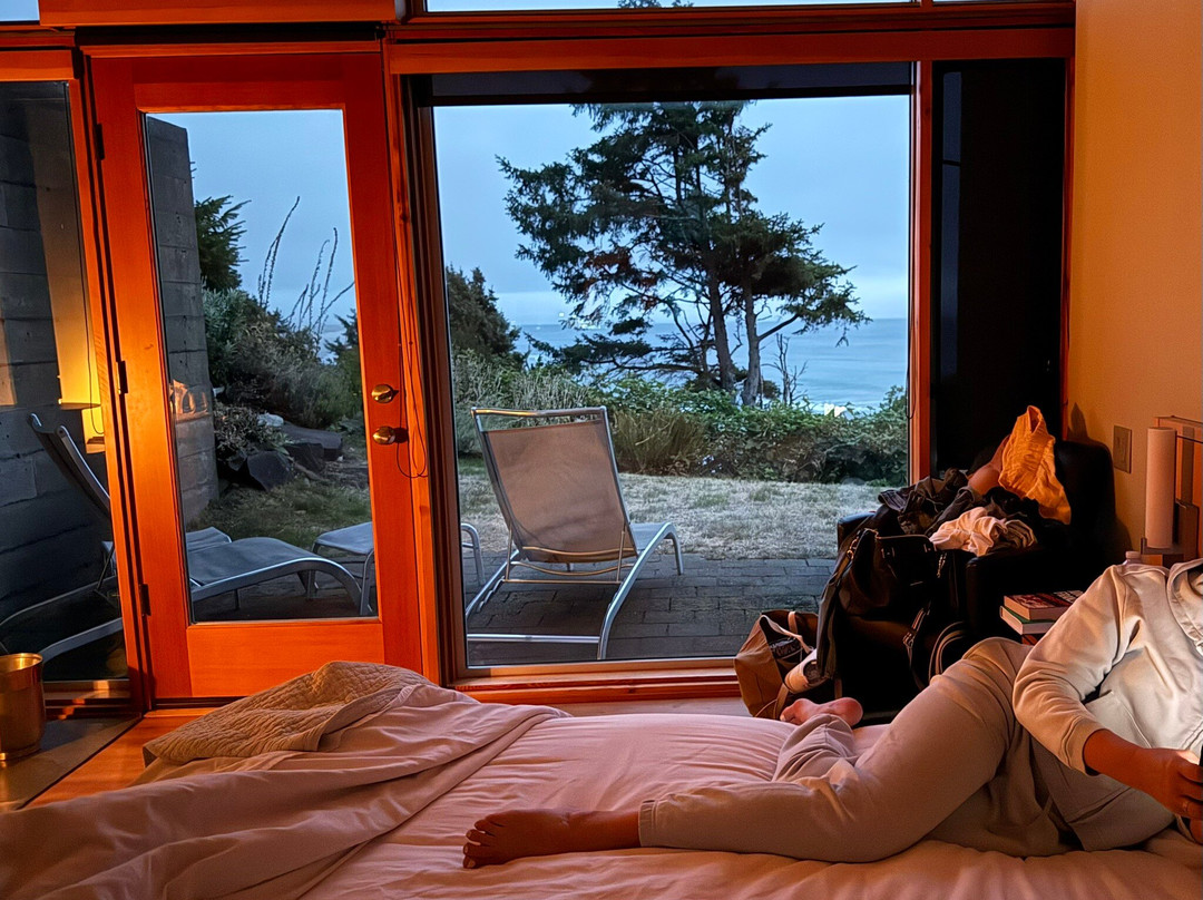 The Awtrey House主图