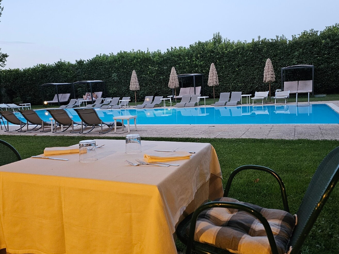 沙卡帝昆德蓝特欧洲酒店主图