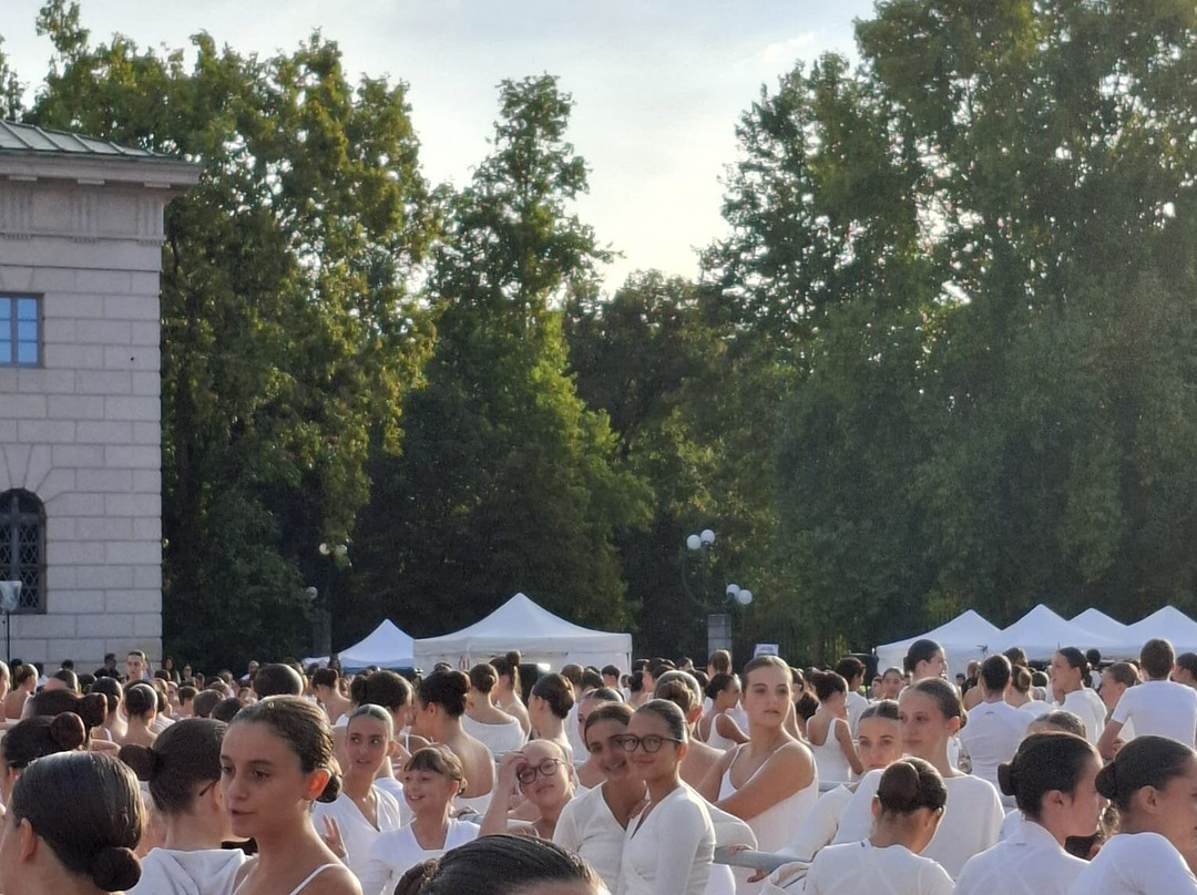 Hotel Monumento主图