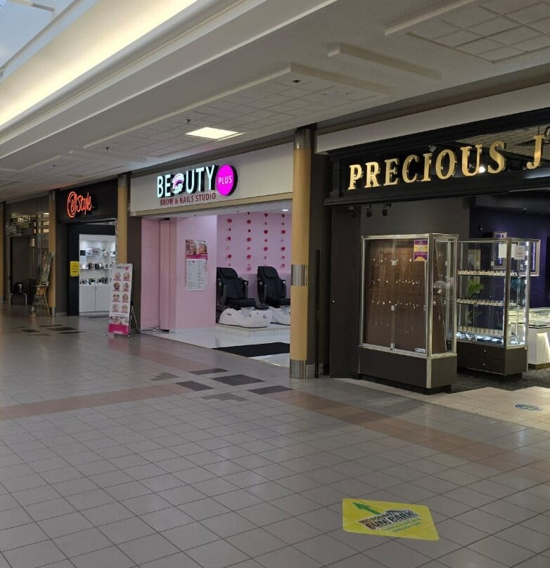 Victoria Square Shopping Centre-里贾纳必去景点