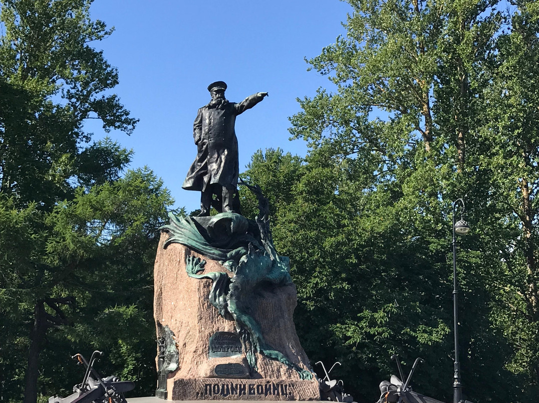 Monument S.O. Makarov-喀琅施塔得必去景点