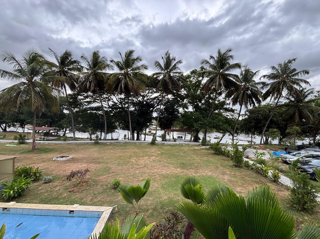 Atmaveda Riverside Retreat主图