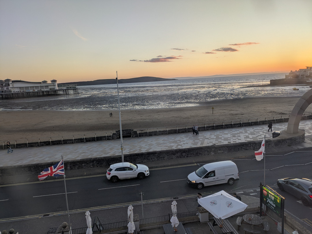 Weston-Super-Mare Beach-滨海韦斯顿必去景点