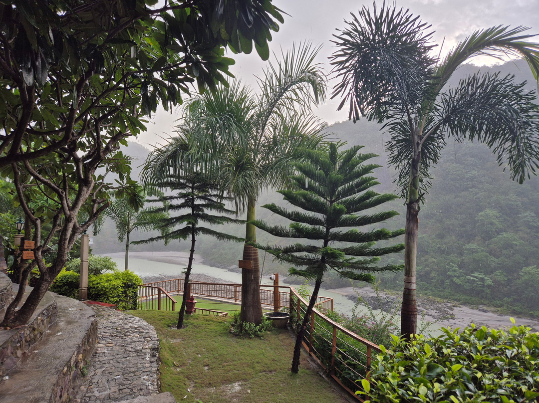 Raga On The Ganges, Rishikesh主图