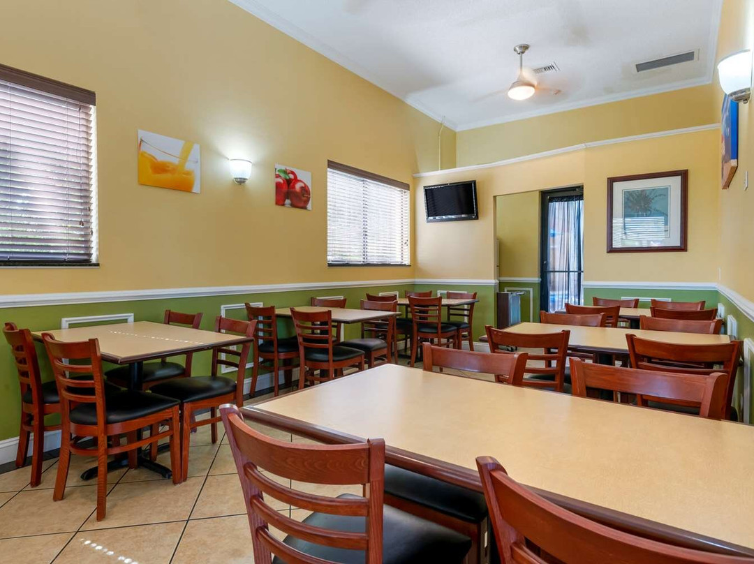 Quality Inn and Suites Mount Dora主图