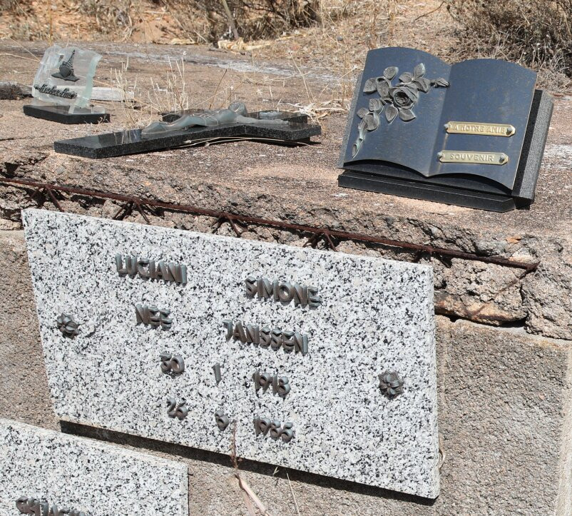 Cimiteriu di Ghjirulatu-Girolata必去景点