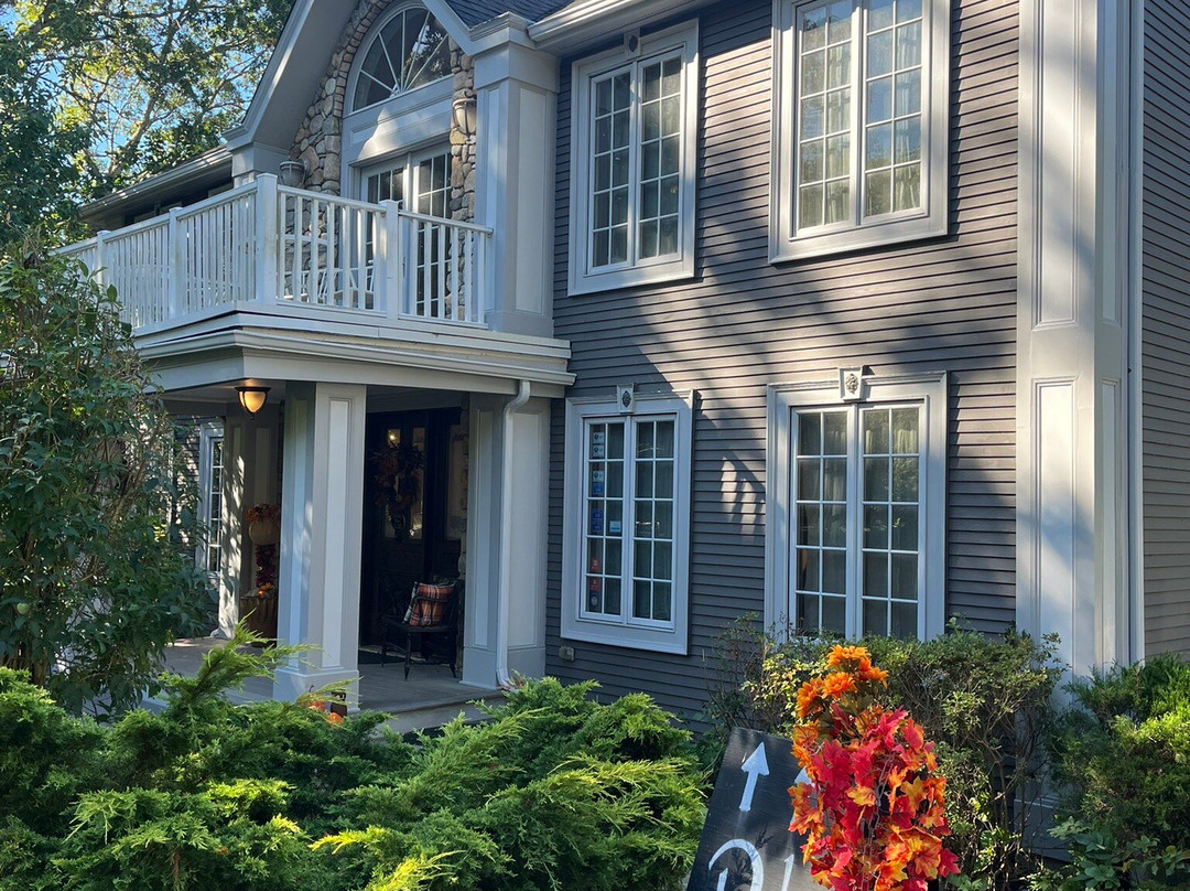 Frederick William House主图