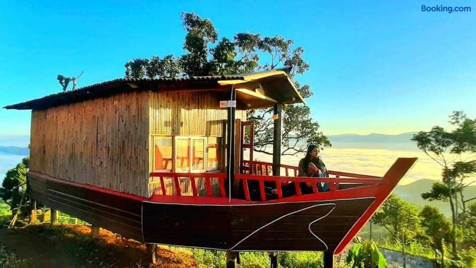 Rock Paradise Resort