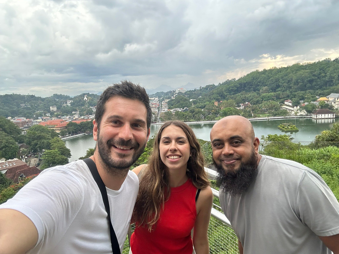 Kandy Blossom Tours-Katugastota必去景点