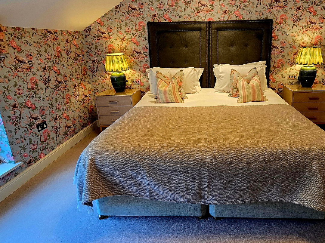 Dewars Restaurant And Rooms主图