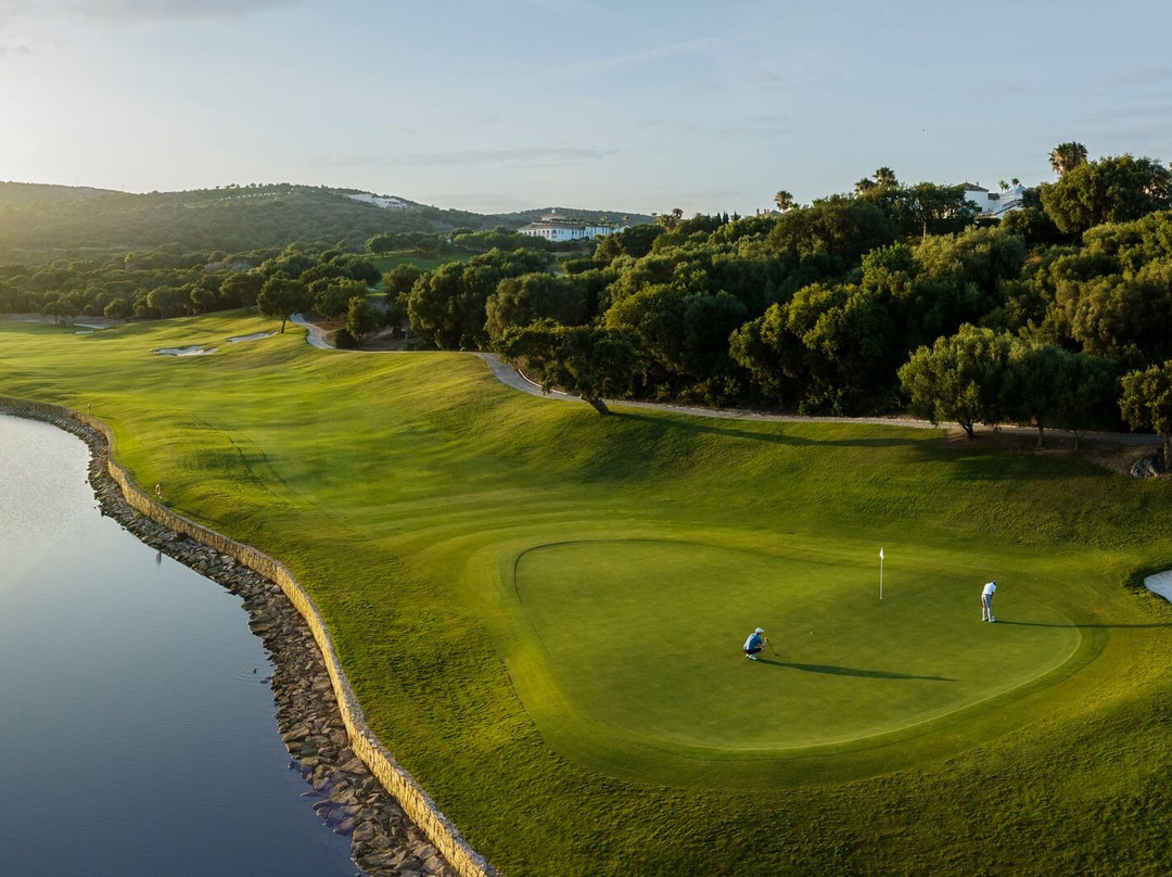 Sunshine Golf-米哈斯必去景点