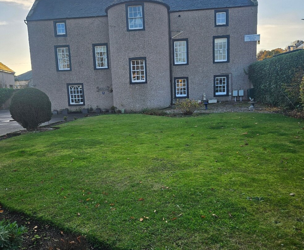 Lossiemouth House主图