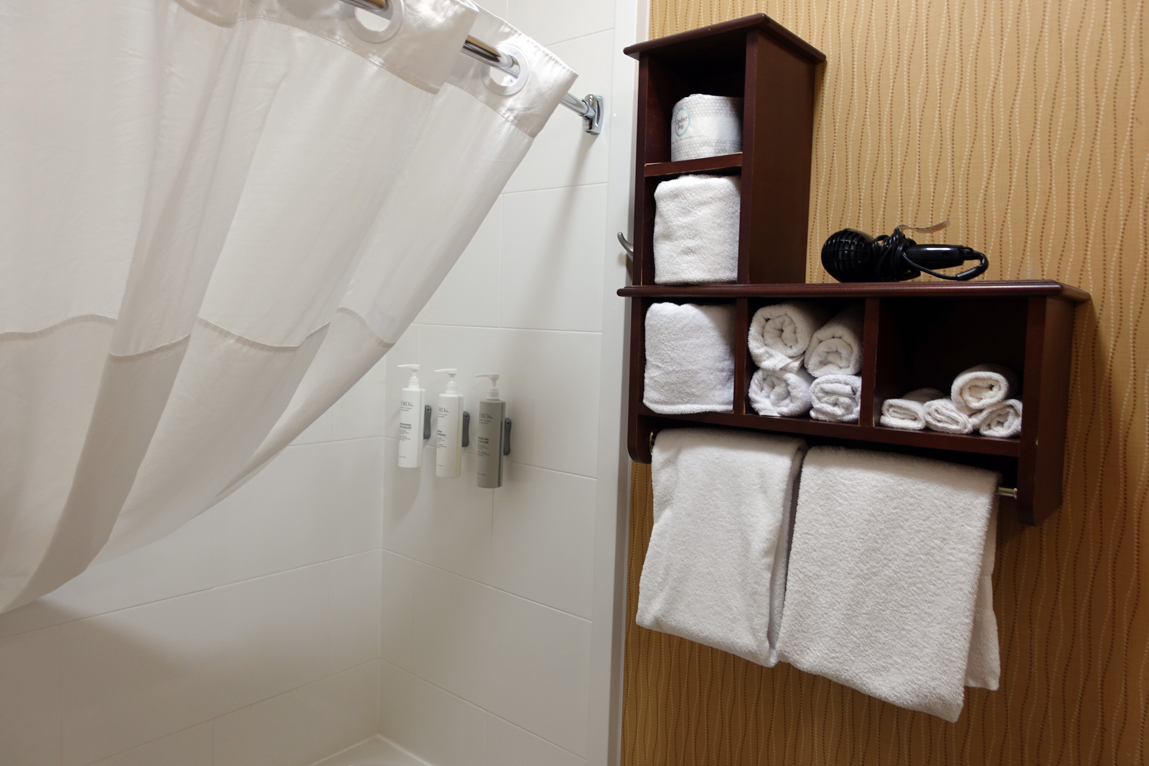 Hampton Inn Denver Northwest/Westminster-浴室