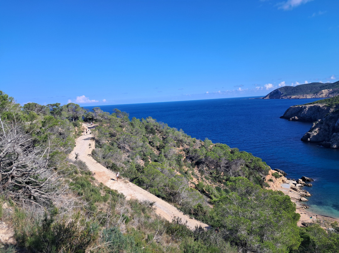 Cala d'en Serra Beach-伊维萨城区必去景点