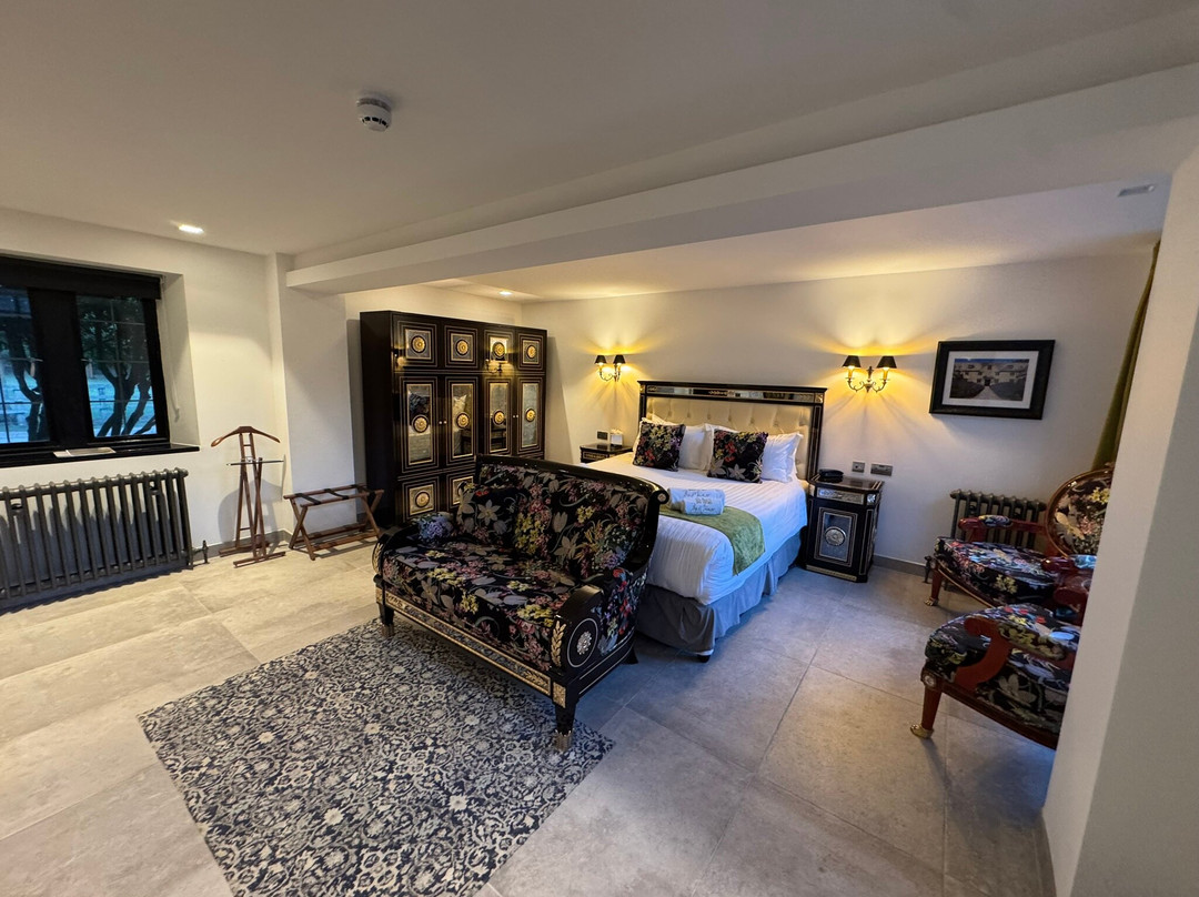 韦斯顿绿色庄园酒店主图