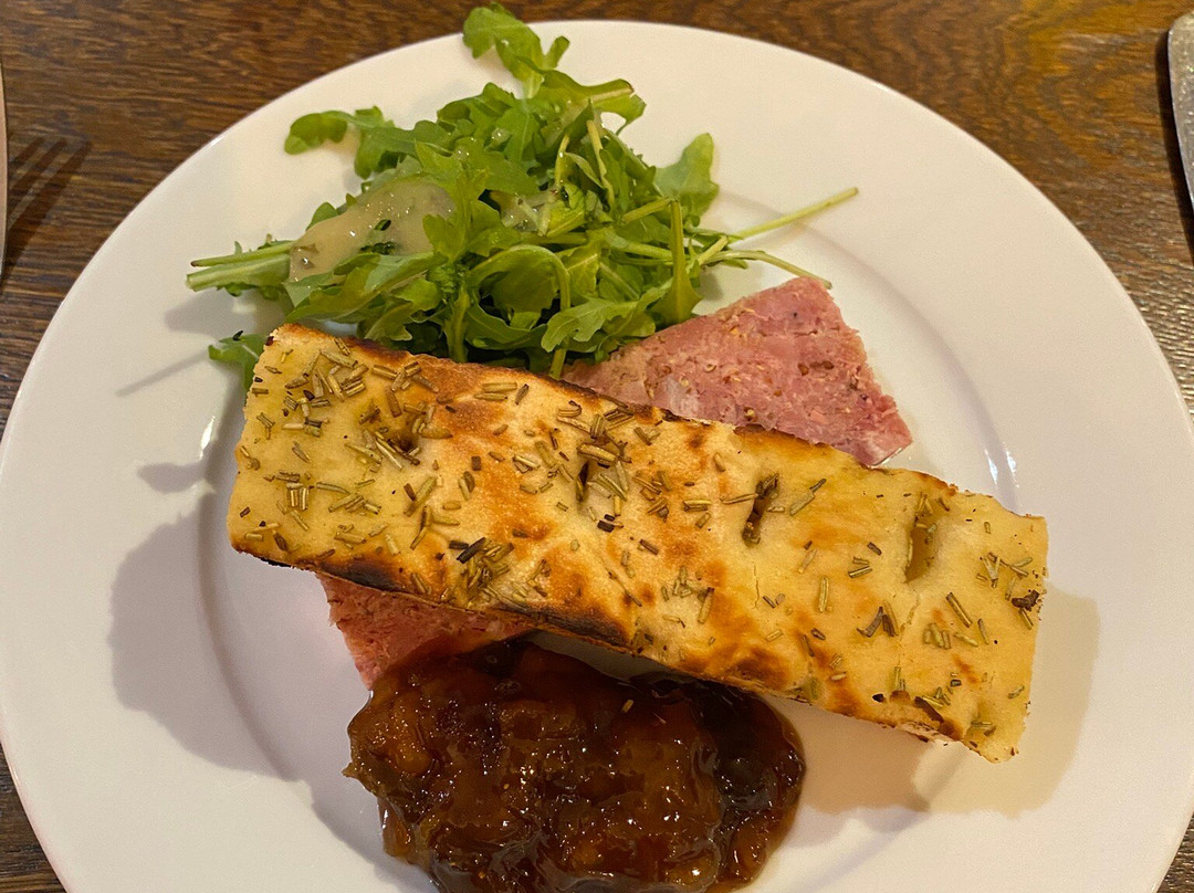 The Stones Hotel主图