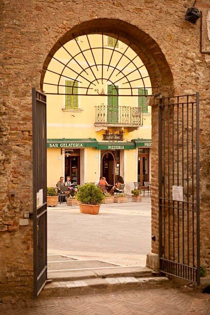 Horti Leonini-圣奎里科多尔恰必去景点