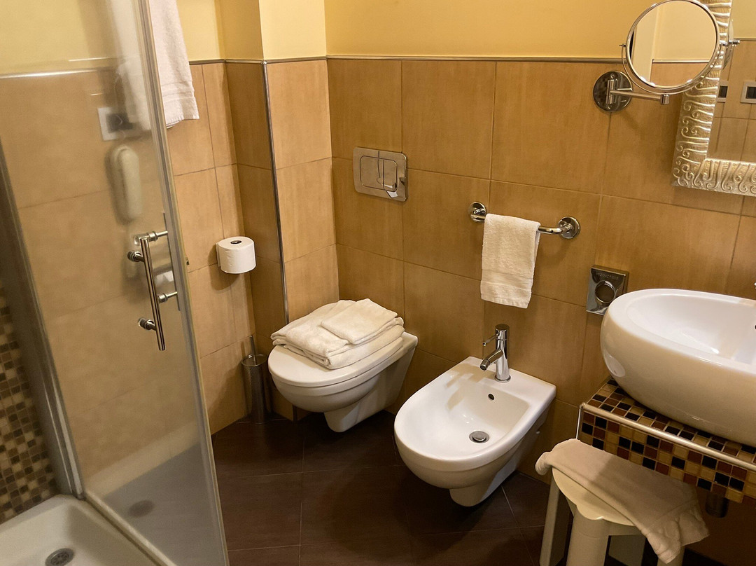 布拉姆酒店主图